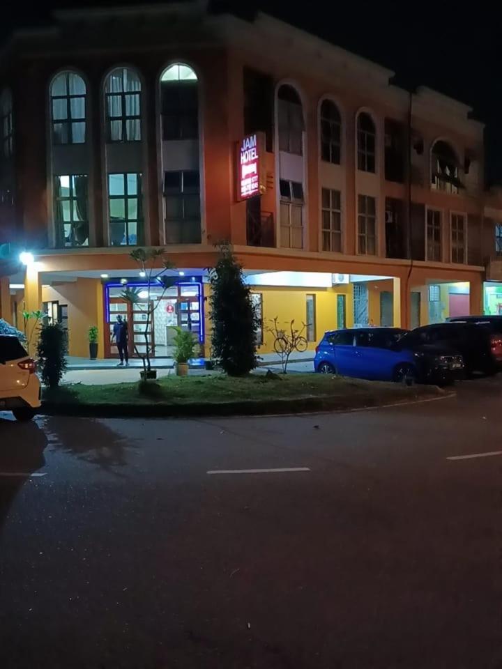 Jam Hotel Kota Warisan Sepang @ Erl Salak Tinggi, Klia 1-2 & F1 ภายนอก รูปภาพ